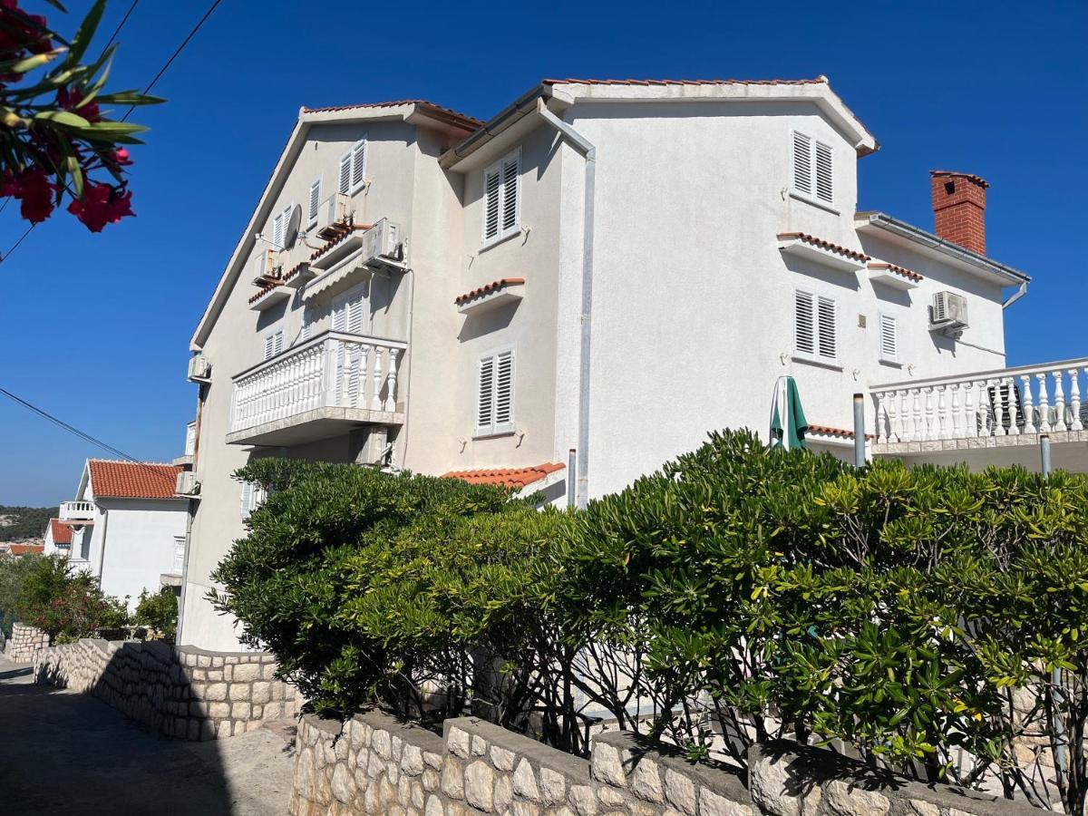 ראב Apartments Vuksan מראה חיצוני תמונה