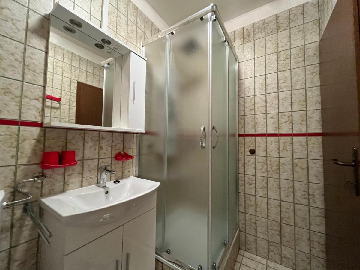 ראב Apartments Vuksan מראה חיצוני תמונה